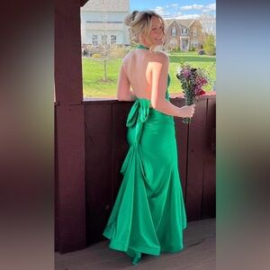 Elegant Green Halter Dress